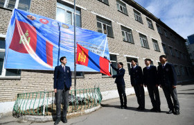 А.БАЯР: АЙДАСГҮЙ, АЮУЛГҮЙ ОРЧИНД ХҮНЛЭГ, ЭХ ОРОНЧ, ЗӨВ ХҮН ТӨЛӨВШДӨГ