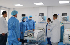 Сэлэнгэ аймгийн Нэгдсэн эмнэлэгт 16 нэр төрлийн нөхөн сэргээх эмчилгээний тоног төхөөрөмж гардууллаа