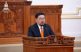 Монгол Улсын 2025 оны төсвийн тухай хуульд өөрчлөлт оруулах тухай хуулийг хэлэлцлээ