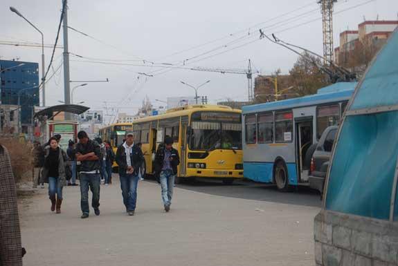 31-нд нийтийн тээврийн автобус 01,00 цаг хүртэл үйлчилнэ