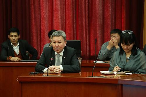 Хороодын Засаг дарга нарт сургалт зохион байгууллаа