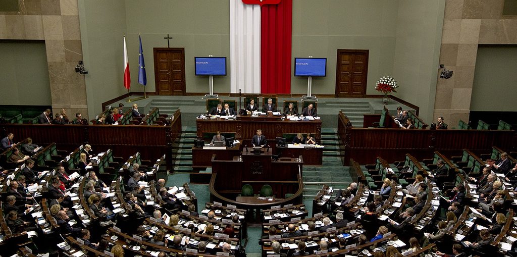 Польш улсын Засгийн газраас жилийн 0,15 хувийн хүүтэй 50 сая еврогийн зээл авна