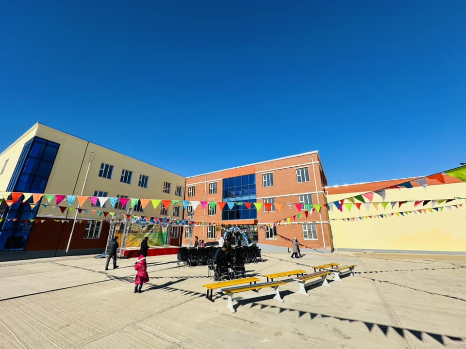 Дорноговь аймгийн Сайншанд суманд 320 хүүхдийн бага сургууль шинээр ашиглалтад орлоо