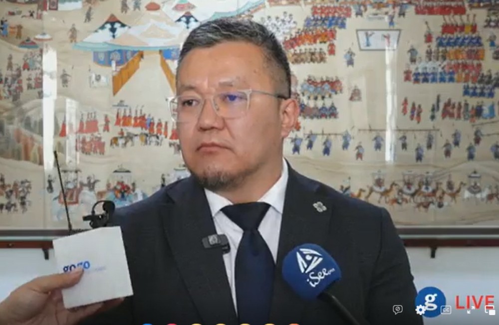 Засгийн газар төсвөөс хэд дахин том мега төслүүдээ бүгдийг хэрэгжүүлэхээр зүтгэж байгааг дэмжихгүй