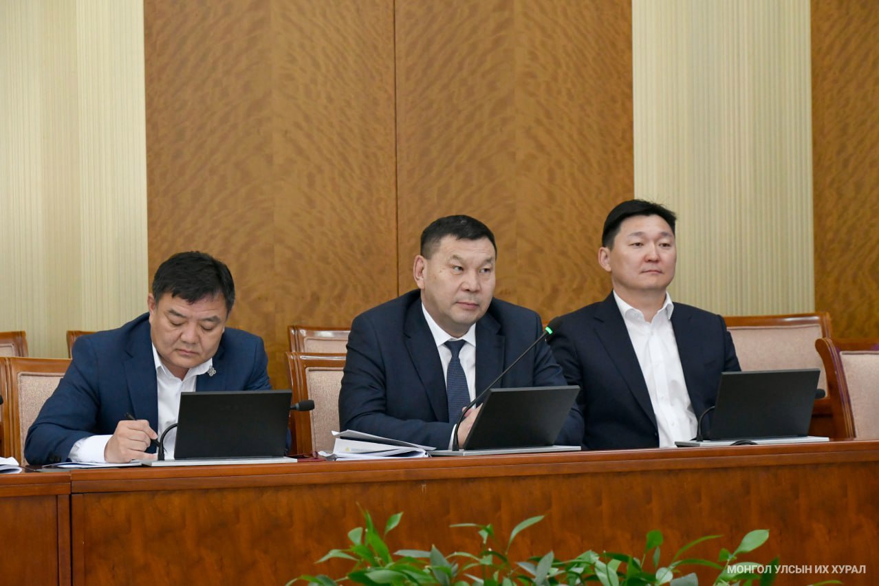 ТБХ: Монгол Улсын нэгдсэн төсвийн 2026 оны төсвийн хүрээний мэдэгдэл, 2027-2028 оны төсвийн төсөөллийн тухай хуулийн төслийн анхны хэлэлцүүлгийг хийлээ