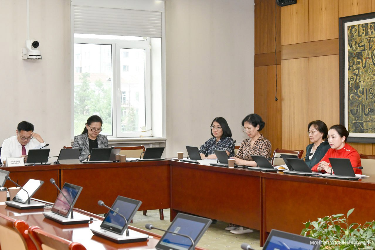 ЁЗДБХ: 2025 оны төсвийн тодотголын хоёр дахь хэлэлцүүгийг хэлэлцлээ